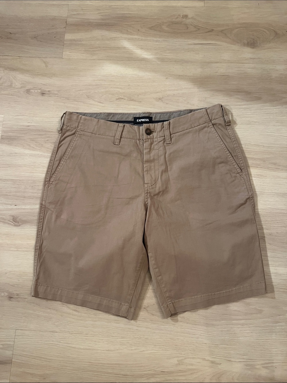 Express Men’s Tan Flat Front Chino Shorts
